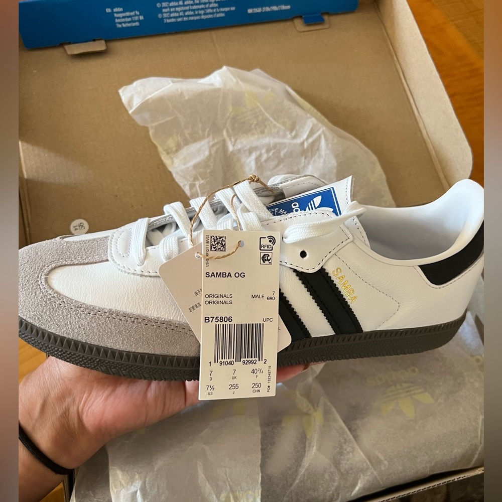 Women’s Sneakers Adidas
